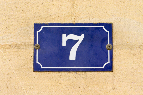 a sign with the number 7 on it