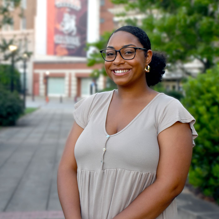 Jasmine Thaxton Headshot