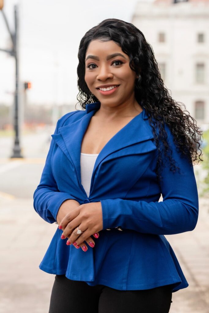 Headshot of M&R Business Development Manager Lexi Kinstler